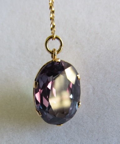 GORGEOUS 18 CARAT SYNTHETIC ALEXANDRITE SET IN 14K SOLID ITALIAN GOLD