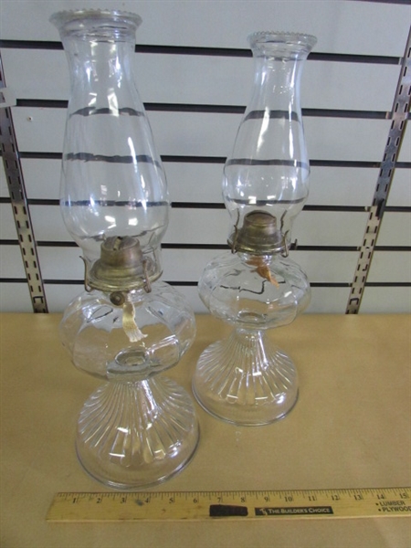 LIGHT UP YOUR LIFE WITH THIS PAIR OF ATTRACTIVE VINTAGE HURRICANE LAMPS