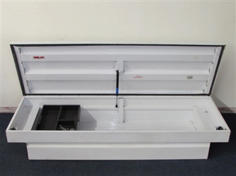 METAL DELTA TOOL BOX FITS IN YOUR PICKUP TRUCK BED