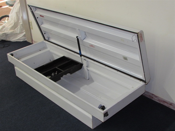 METAL DELTA TOOL BOX FITS IN YOUR PICKUP TRUCK BED