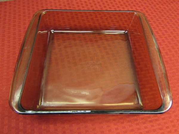 RAINY DAY BAKEWARE! PYREX & ANCHOR HOCKING FOR CAKES & PIES, COOKIE SHEETS & CUTTERS & MORE
