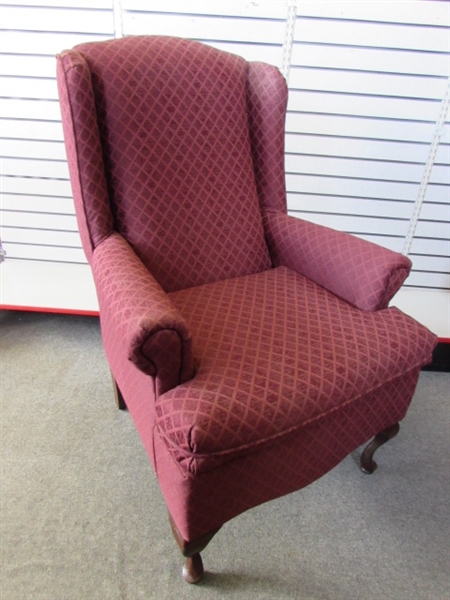 ELEGANT ARM CHAIR #2 TO COMPLETE YOUR LIVING ROOM SET