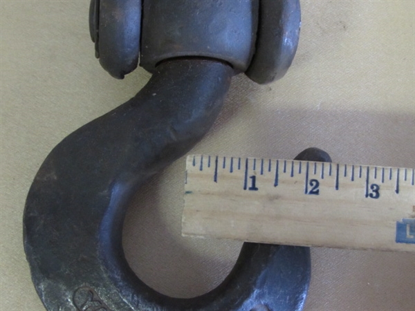 AWESOME, LARGE HEAVY DUTY, VINTAGE METAL YALE & TOWNE HOOK!
