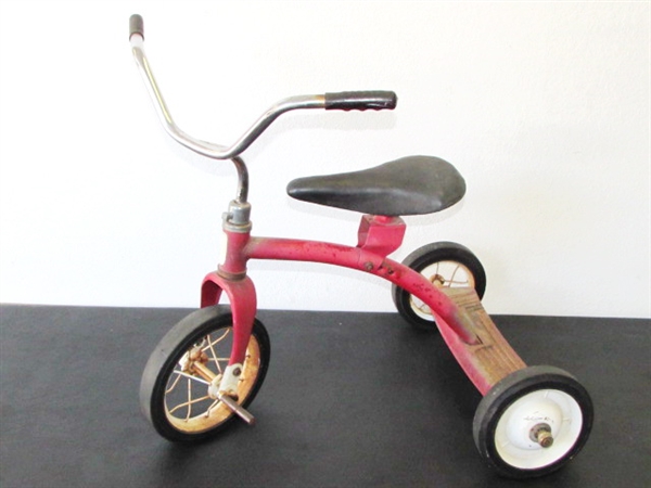 THE CUTEST LITTLE RED TRICYCLE! VINTAGE ROADMASTER WITH SOLID RUBBER WHEELS