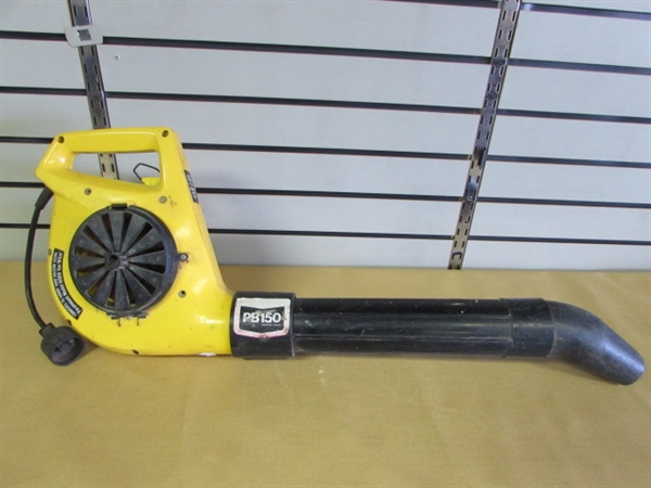BLOW AWAY LITTER & LEAVES WITH THIS 1HP PARAMOUNT LEAF BLOWER