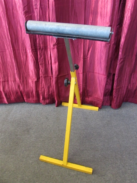 ROLLER STAND LUMBER SUPPORT (DEADMAN) FREE-STANDING WITH ADJUSTABLE HEIGHT.