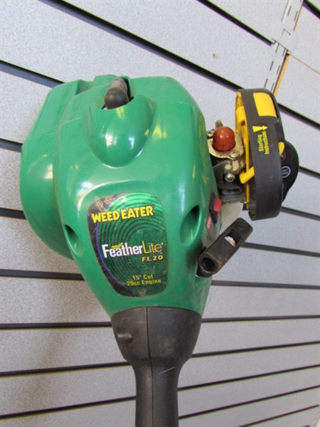 CUT DOWN THOSE SPRING & SUMMER WEEDS WITH THIS WEEDEATER FEATHERLITE TRIMMER
