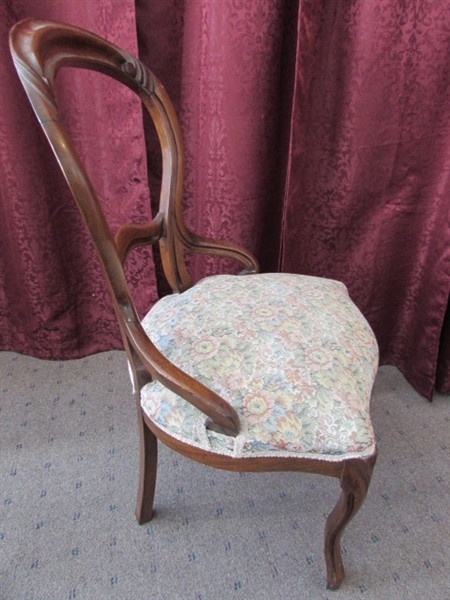ANTIQUE VICTORIAN CARVED BALLOON BACK & UPHOLSTERED CHAIR