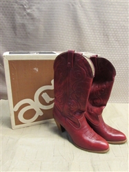 BEAUTIFUL VINTAGE RED LEATHER WOMENS WESTERN BOOTS