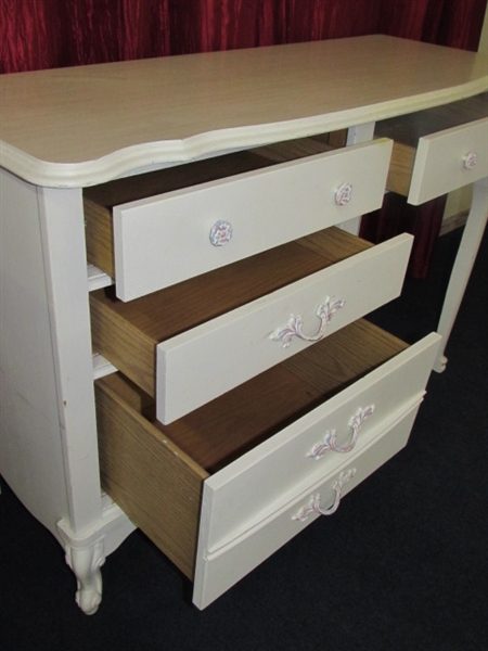 SWEET SHABBY CHIC VANITY WITH ORNATE DRAWER PULLS