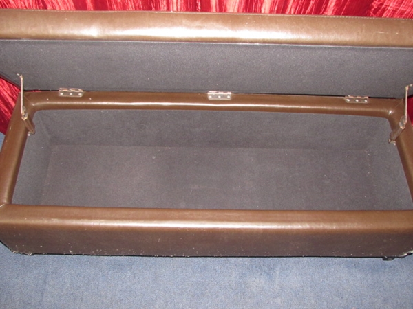 UPHOLSTERED FAUX LEATHER STORAGE BENCH