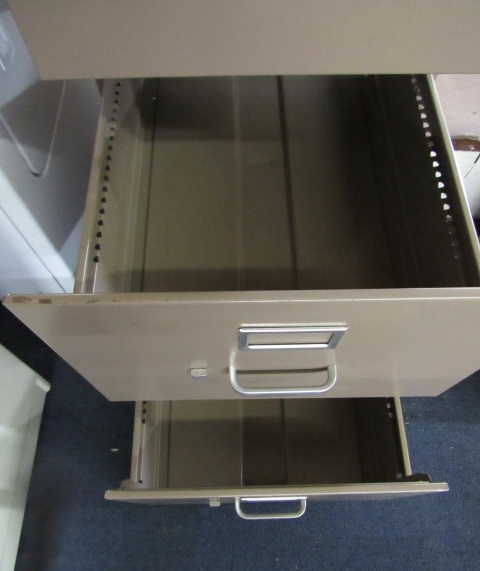 VERY NICE TAN HON 4 DRAWER LEGAL SIZE FILE CABINET