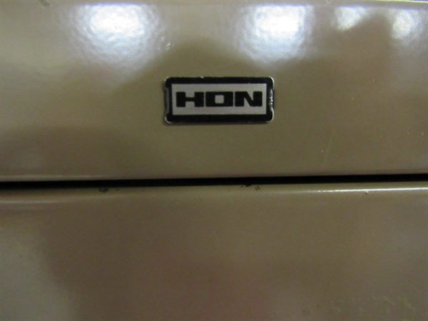 VERY NICE TAN HON 4 DRAWER LEGAL SIZE FILE CABINET