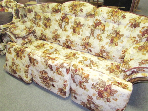 COMFORTABLE SOFA WITH WOOD DETAILS IN GOOD PREOWNED CONDITION