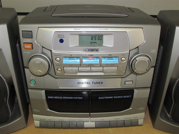 ROCK ON WITH THIS NICE PHILIPS PORTABLE CD/STEREO/CASSETTE RECORDER WITH REMOTE