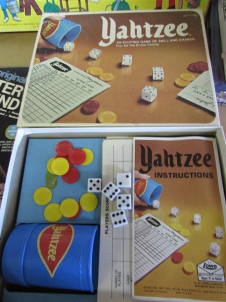 FAMILY GAME NIGHT! STACK OF GAMES & PUZZLES (INCLUDES OPERATION, AGGRAVATION, UNO, )