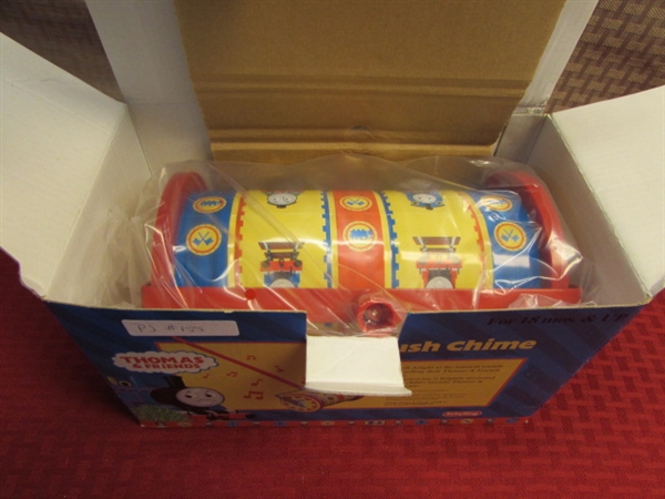 NEED A GIFT FOR A LITTLE TYKE?  ADORABLE NEW IN BOX THOMAS THE TRAIN & FRIENDS PUSH CHIME