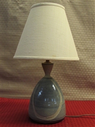 VERY PRETTY HAND MADE THROWN CLAY POTTERY ACCENT LAMP