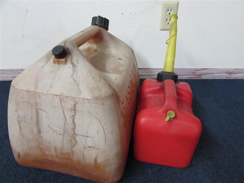 DON'T LET YOUR LAWNMOWER & TOYS RUN OUT OF GAS - THREE PLASTIC 5 GAL. CANS & 1 GAL.