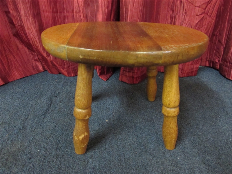 PERFECT TIMEOUT VINTAGE PRIMITIVE HAND MADE OAK STOOL