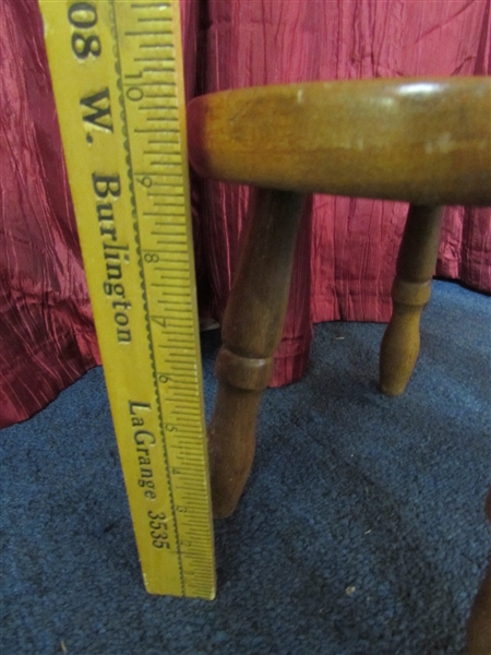 PERFECT TIMEOUT VINTAGE PRIMITIVE HAND MADE OAK STOOL