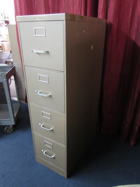 WELL MADE STEELCASE 4 DRAWER FILE CABINET