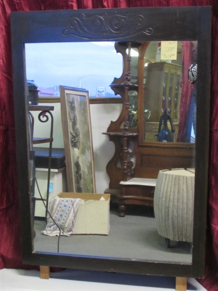 PRETTY WOOD FRAMED MIRROR WITH CARVED DETAILS