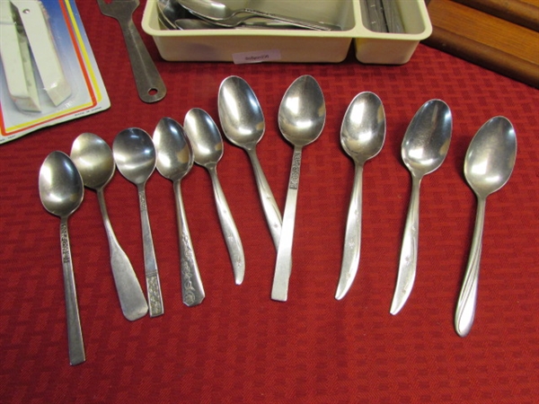 FOR YOUR CAMP KITCHEN!  STAINLESS STEEL BOWLS, FLATWARE, LARGE LADLE & MORE