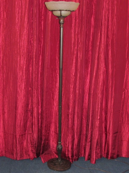 ELEGANT ANTIQUE STYLE FLOOR LAMP WITH FROSTED GLASS SHADE