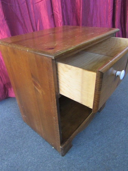 STURDY LITTLE SIDE TABLE/NIGHTSTAND - ALL WOOD