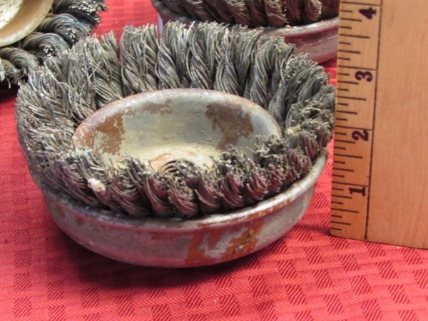 INDUSTRIAL WIRE CUP BRUSHES