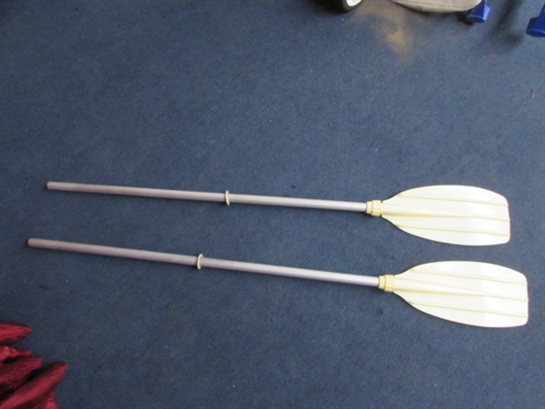 ROW, ROW, ROW YOUR BOAT, A PAIR OF SEYVLOR FRANCE OARS  & METAL OARLOCKS FOR SUMMER FUN ON THE LAKE!