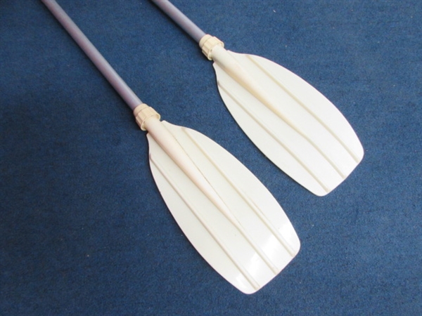 ROW, ROW, ROW YOUR BOAT, A PAIR OF SEYVLOR FRANCE OARS  & METAL OARLOCKS FOR SUMMER FUN ON THE LAKE!