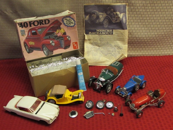VINTAGE AMT 1/25 SCALE '40 FORD COUPE MODEL PLUS 5 ASSEMBLED PROJECT MODELS