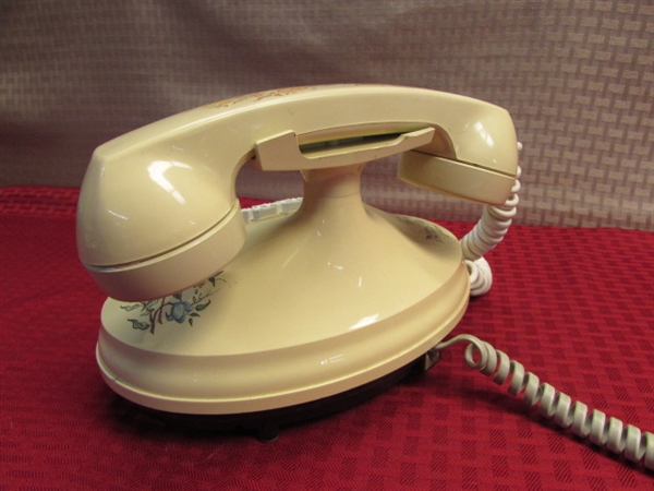 CLASSY OLD FASHIONED EMPRESS TELEPHONE