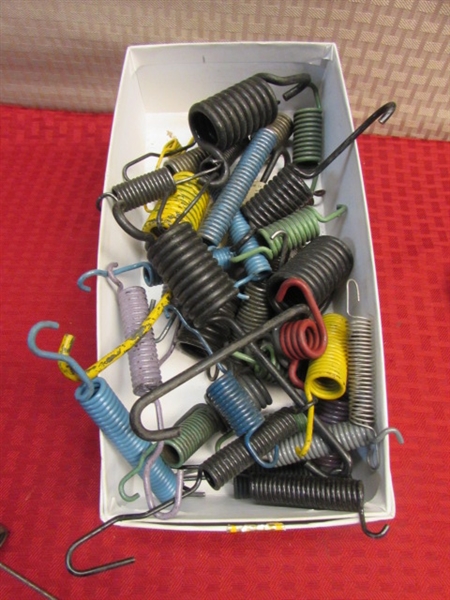 BOX 'O SPRINGS - DOZENS OF SPRINGS IN ASSORTED SIZES