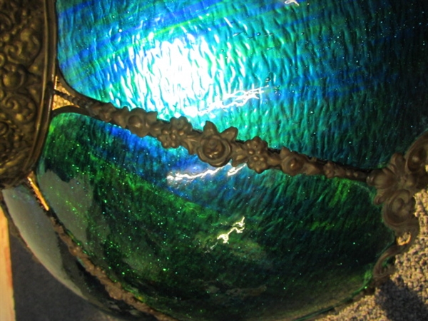 VINTAGE MID-CENTURY BLUE/GREEN SWIRLED SLAG GLASS HANGING LAMP