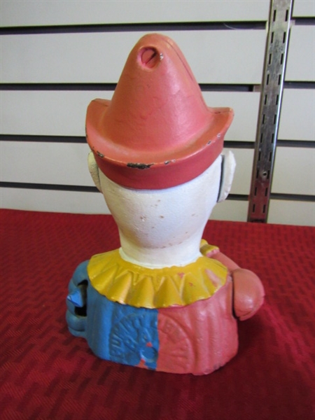 NO JOKING! THIS GUY WILL EAT YOUR MONEY CAST IRON JESTER/CLOWN MECHANICAL BANK