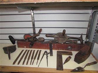 AWESOME COLLECTION OF OLD CARPENTERS TOOLS- BLOCK PLANE, LEVEL, KNEE DRILLS & MORE