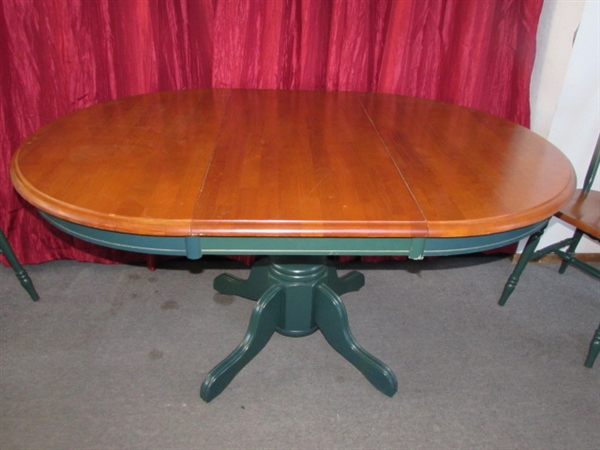 CHARMING COUNTRY STYLE PIER ONE IMPORTS FOREST GREEN ACCENTED TABLE WITH LEAF & FOUR CHAIRS
