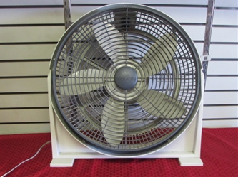 THIS WILL BLOW YOUR HAIR BACK!  19" LAKEWOOD KOOL OPERATOR FAN