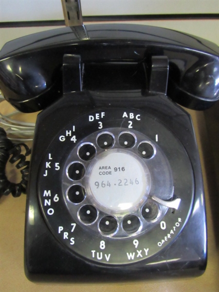 DIAL BACK TIME WITH A RETRO BLACK ROTARY DIAL DESK PHONE & VINTAGE DUPLICATE NOTE MEMO ROLLER
