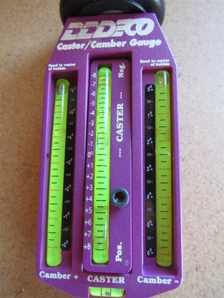 CASTER/CAMBER GAUGE WITH STORAGE CASE