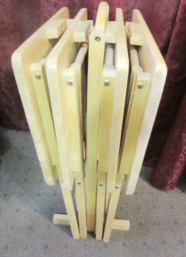 SET OF FOUR ALL WOOD TV TRAYS WITH STAND.