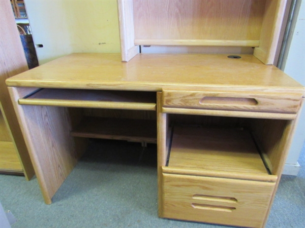 BE ORGANIZED WITH THIS NICE LIGHT OAK FINISHED DESK & HUTCH