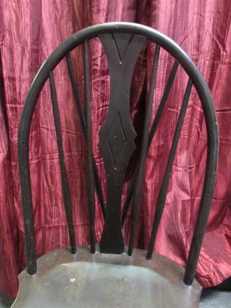 MATCHING ANTIQUE WINDSOR CHAIR