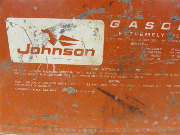 VINTAGE JOHNSON BOAT PRESSURIZED GAS CAN