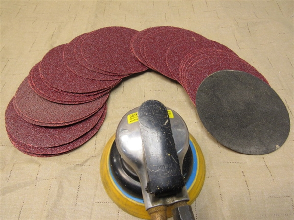 ROUND PNEUMATIC AIR SANDER WITH A PLETHORA OF STICK ON SANDING DISCS