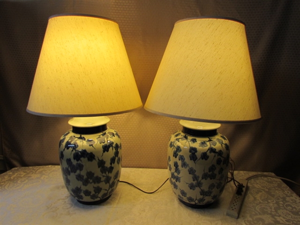 A PAIR OF BLUE CHERRY BLOSSOM LAMPS