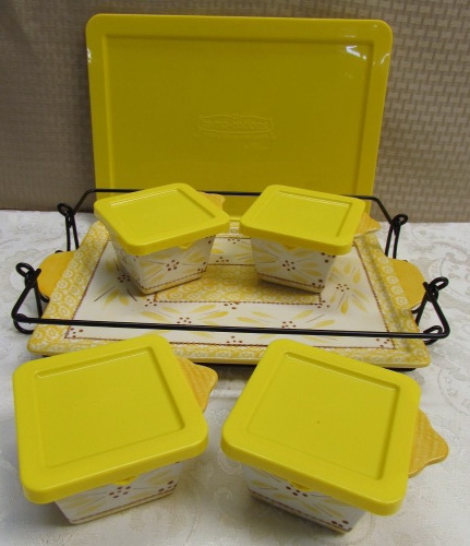 TEMP-TATIONS PRESENTABLE OVENWARE BAKER DISHES WITH LIDS AND A BAKING TRAY WITH LID AND METAL CARRIER